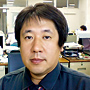 新山浩 教諭 Hiroshi Niiyama