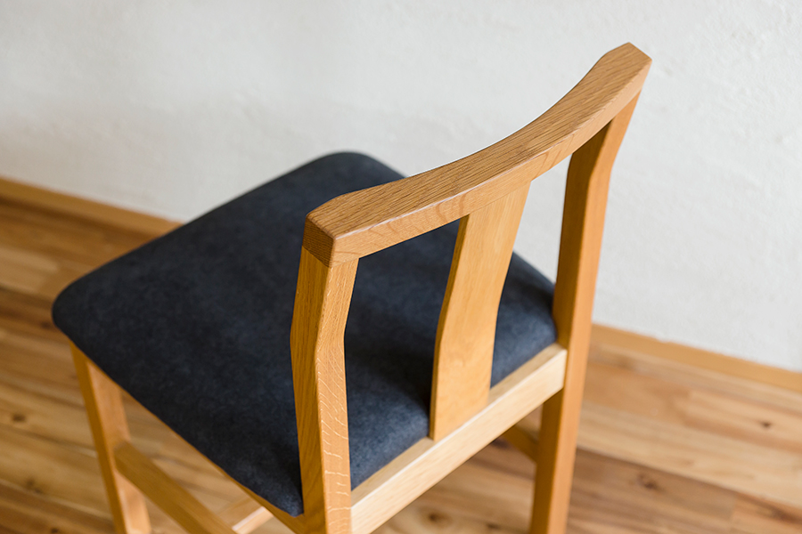 土澤木工・デザイン事務所ペイジ 無垢材を使った、土澤木工の家具-01