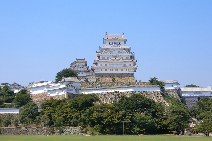 北野博司 #06 三ノ丸大手の桜門を入ると正面に見える、国宝姫路城大天守