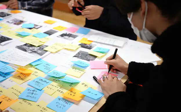 「デザイン発想論・<br class="mq4sp">デザインプロトタイピング」のサムネイル